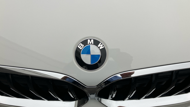 BMW 2 Series 218i [136] Sport 4dr DCT [Live Cockpit Prof] Petrol Saloon